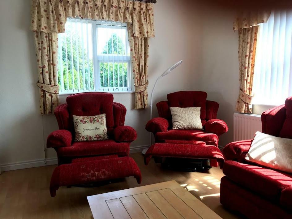 Granny'S Irish Cottage Omagh Εξωτερικό φωτογραφία